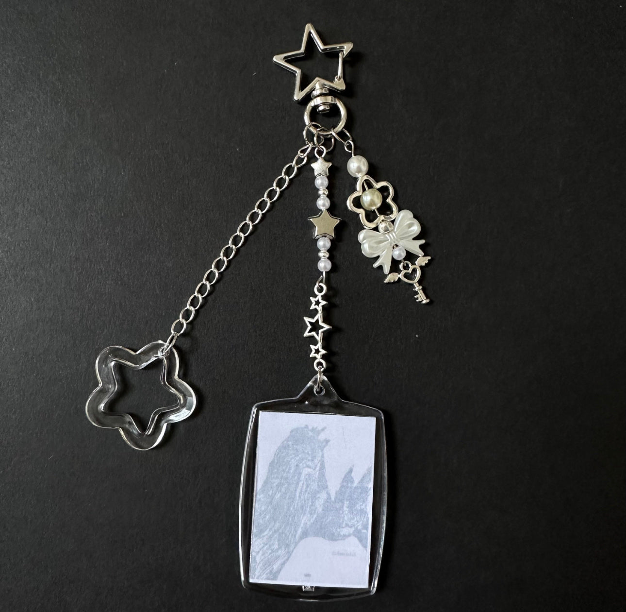 Wave to earth keychains