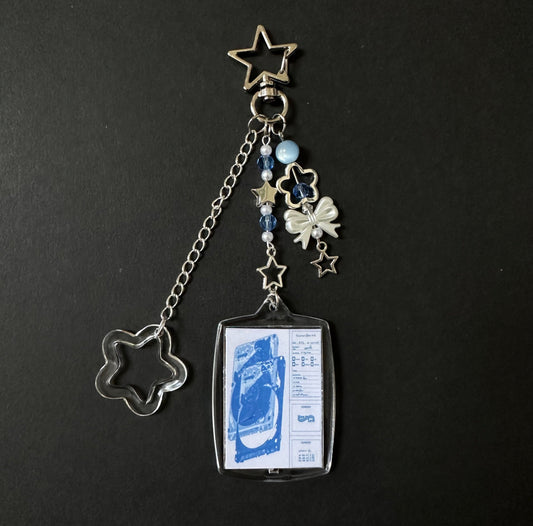 Wave to earth keychains
