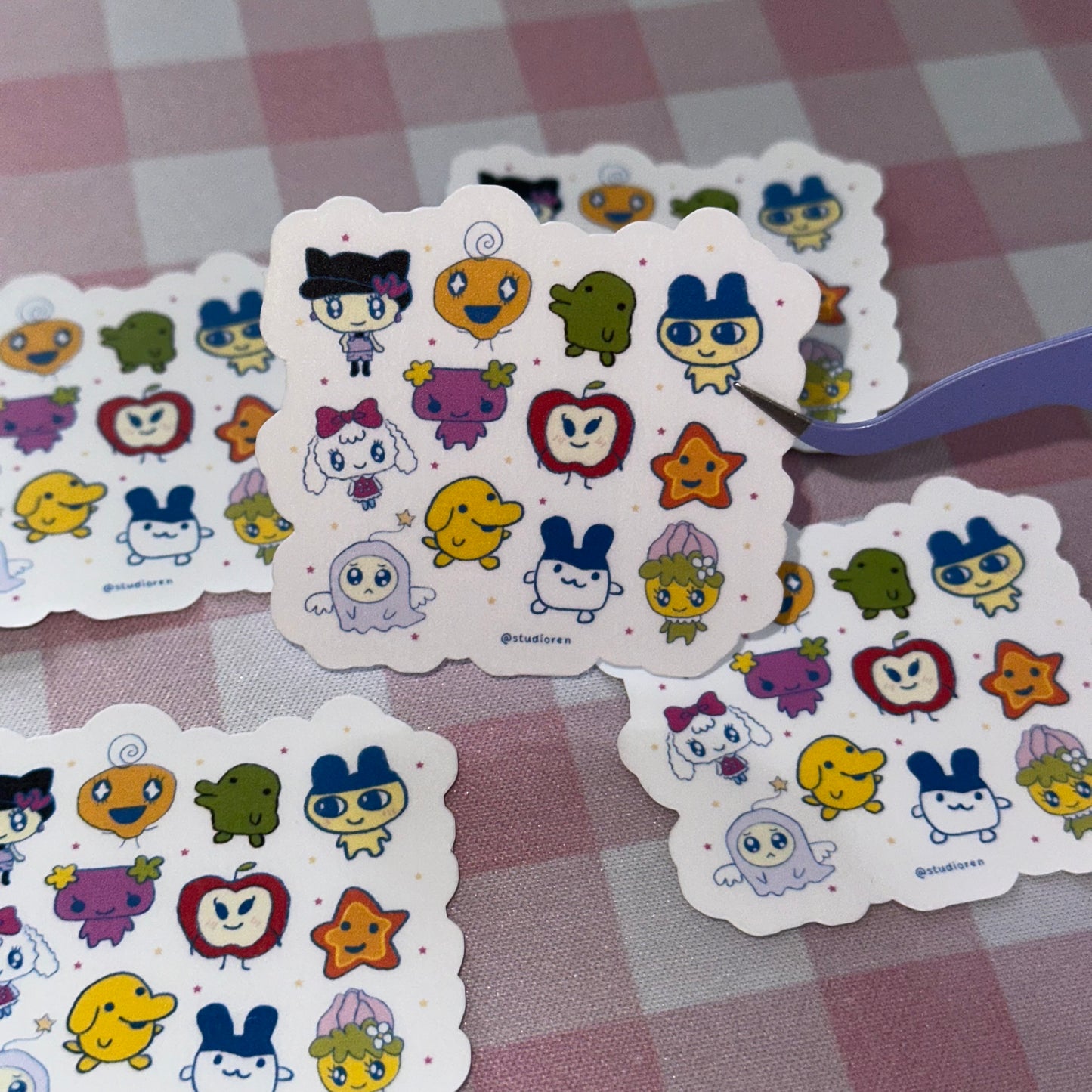 Tamagotchi friends sticker flake