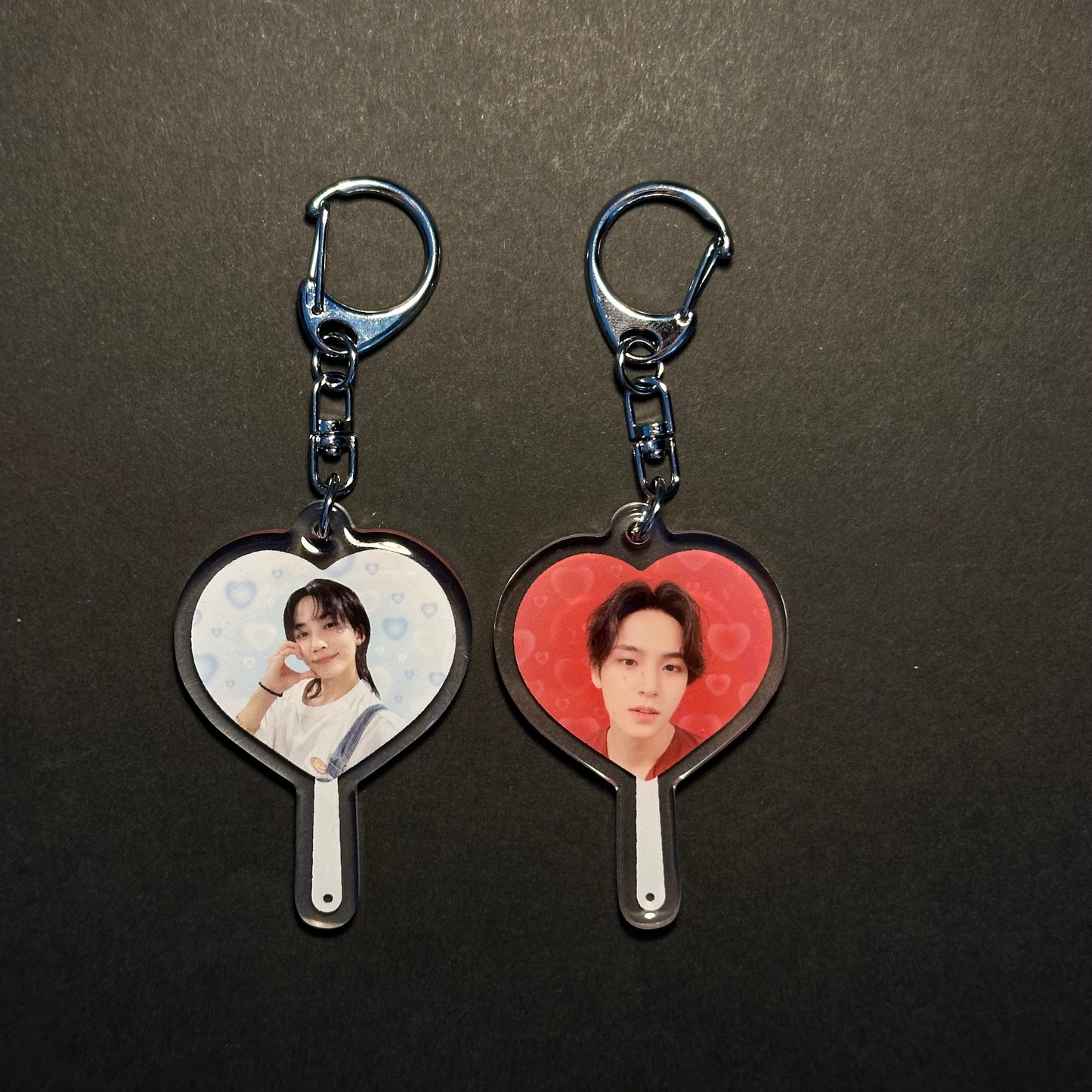 Seventeen picket fan keychains