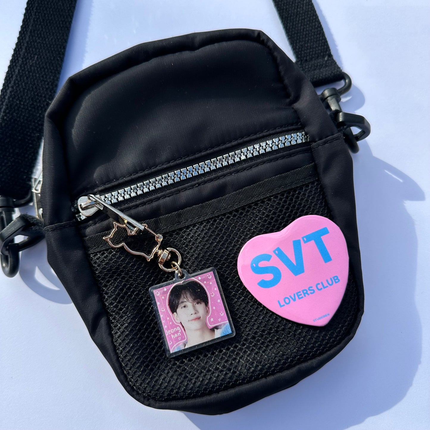 SEVENTEEN DOODLE KEYCHAINS