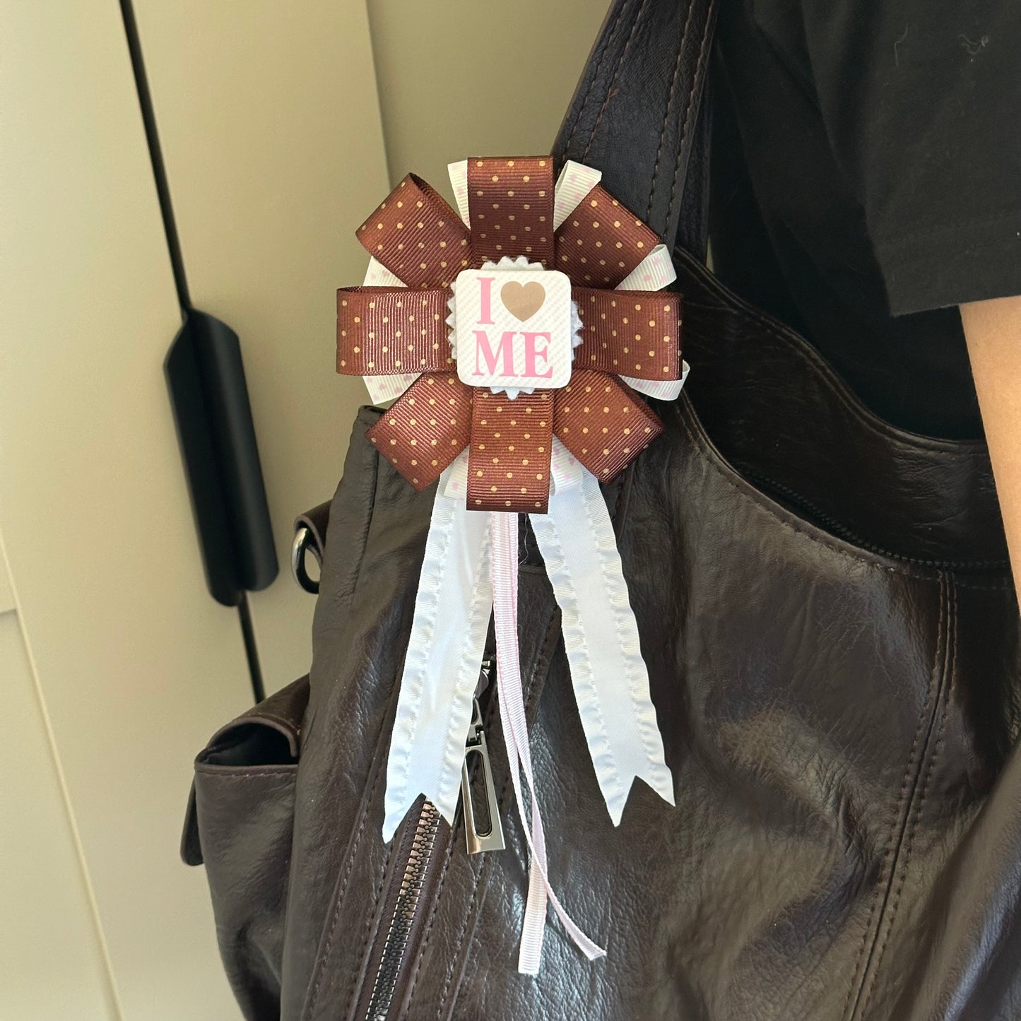 handmade i 🤎 me rosette
