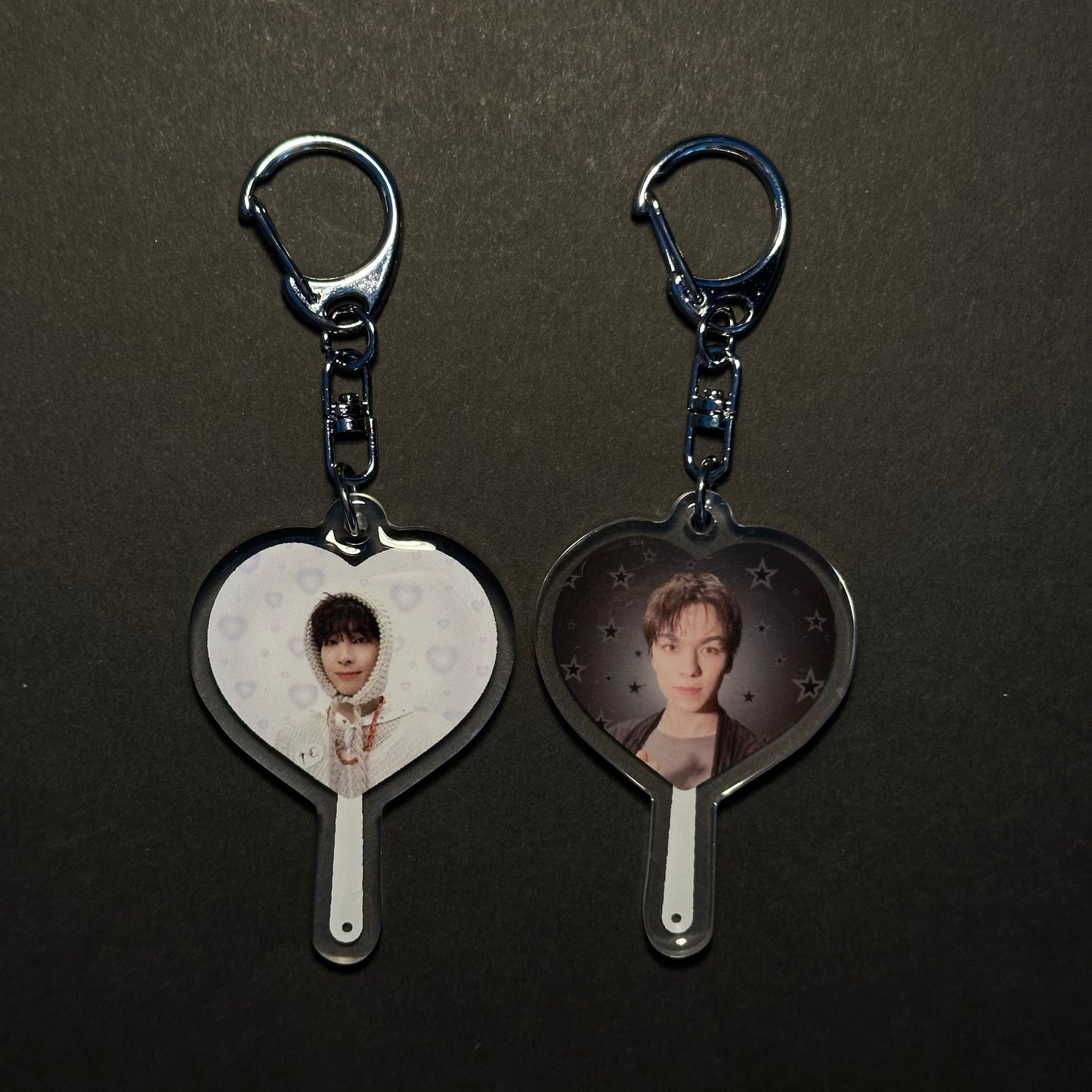 Seventeen picket fan keychains