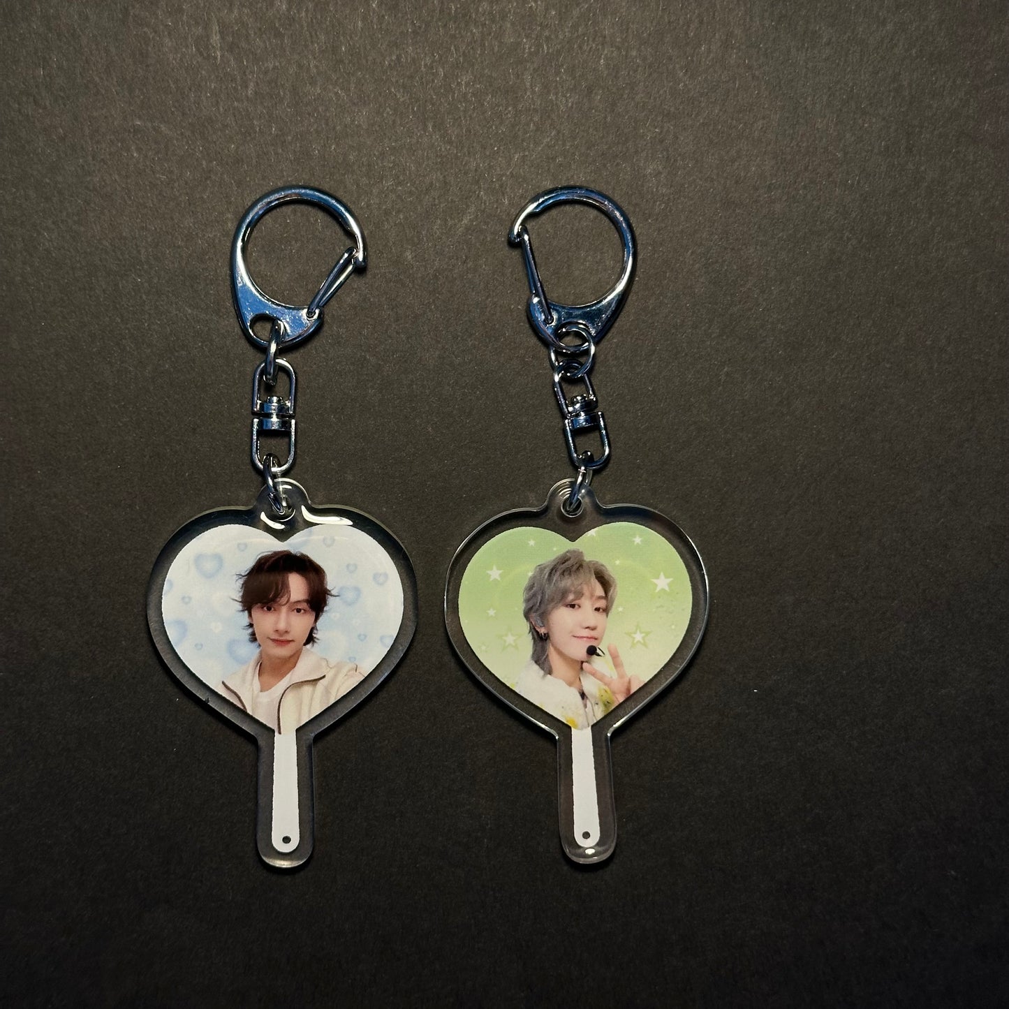 Seventeen picket fan keychains