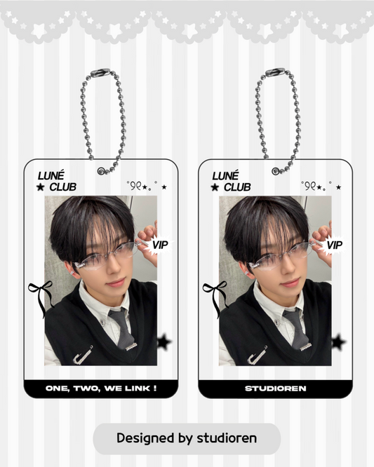 PREORDER &team acrylic photocard holder (black)