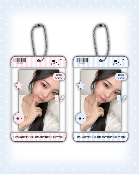 PREORDER hearts2hearts photocard holder